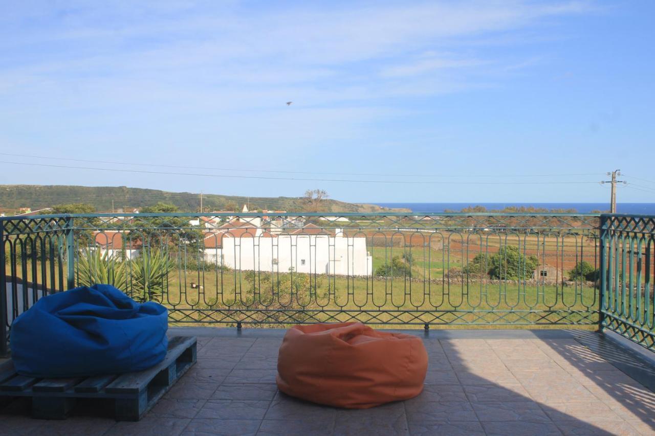 Moradia Da Graca Guesthouse Praia da Vitoria Bagian luar foto